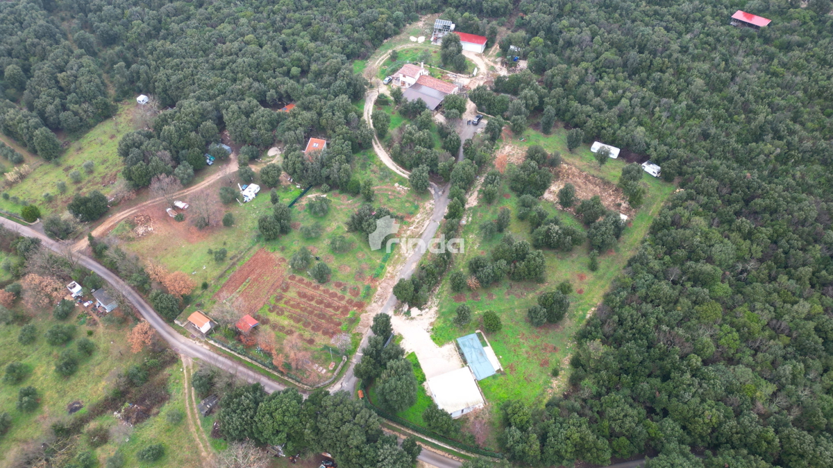 Stancija - Rovinj - 11.000m2 - elektrika + voda + kanalizacija