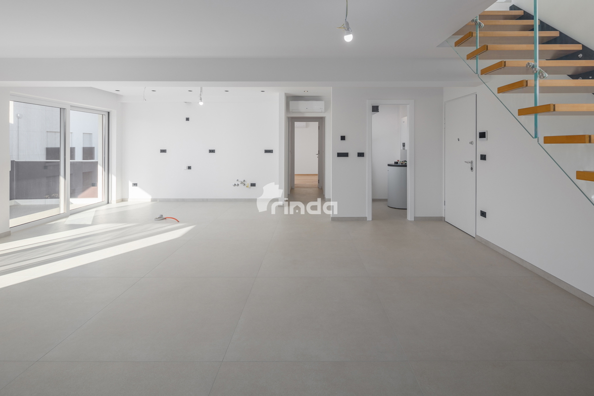 Prostorno luksuzno stanovanje z razgledom na morje - Rovinj - 159 m2
