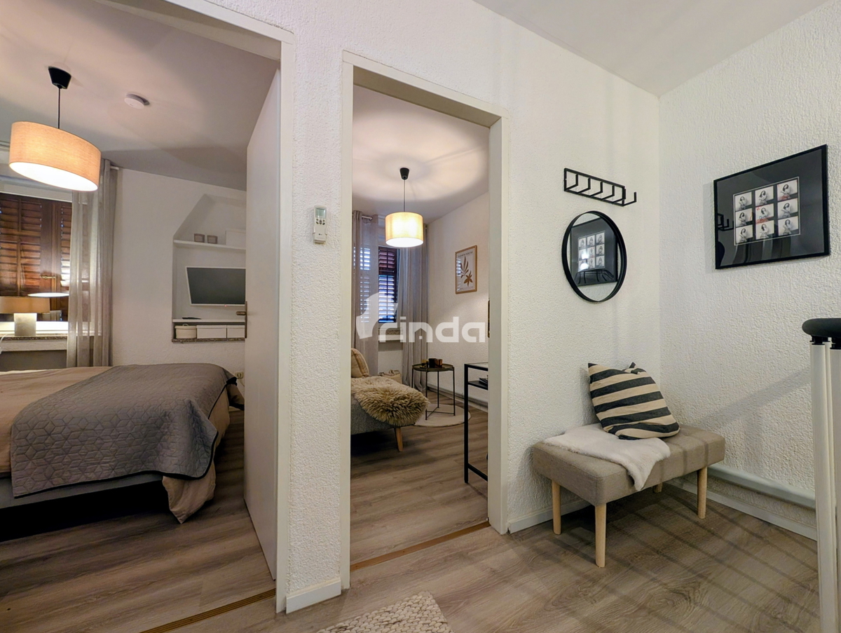 Dvoetažno stanovanje v središču Rovinja - 60 m2 + 9 m2