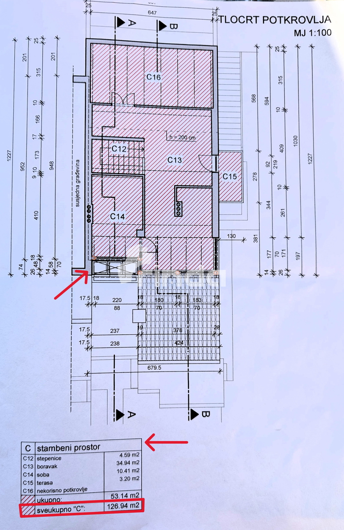 Dvodinjsko stanovanje v mirnem delu širšega središča Rovinja - 127 m2