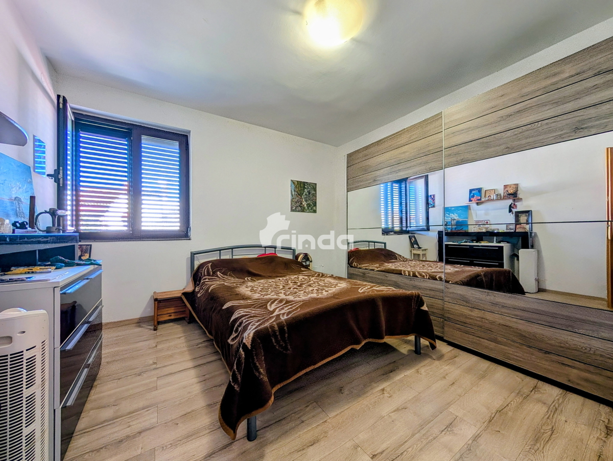 Dvodinjsko stanovanje v mirnem delu širšega središča Rovinja - 127 m2