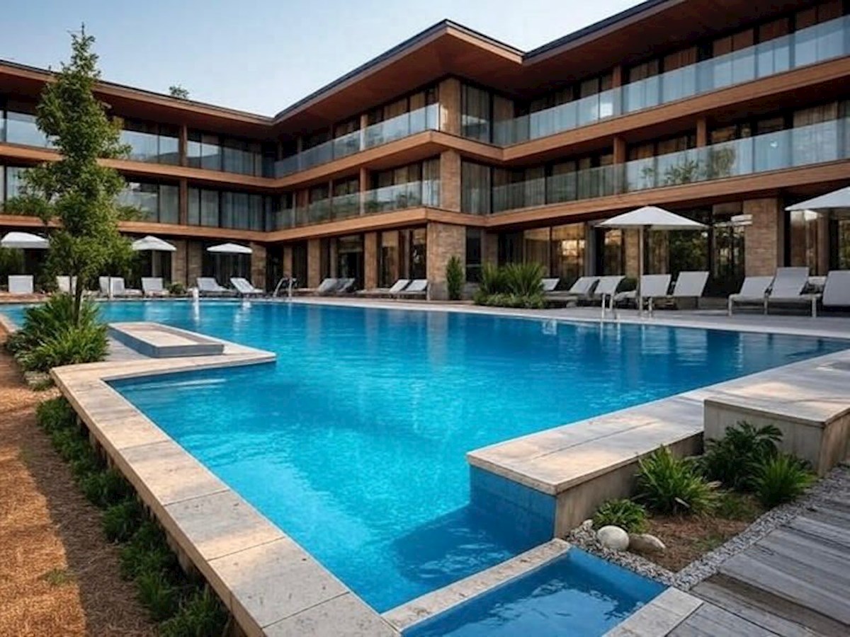 Istra, Lanterna kamp, prodaja atraktivnog zemljišta