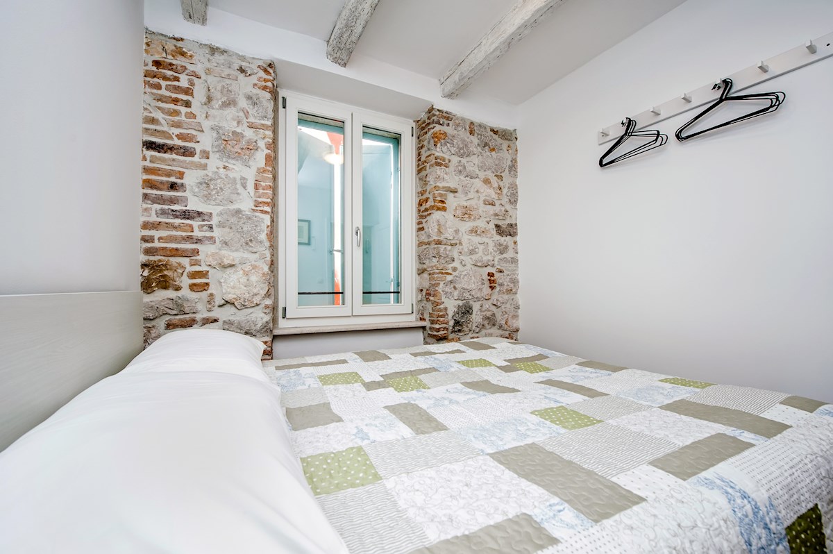 Rovinj, hiša s tremi apartmaji v centru Rovinja