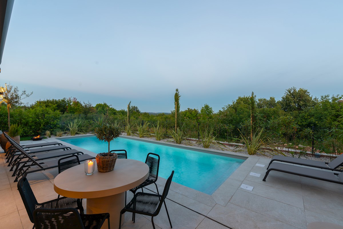 Istra, Tar – Dizajnerska vila na atraktivni lokaciji