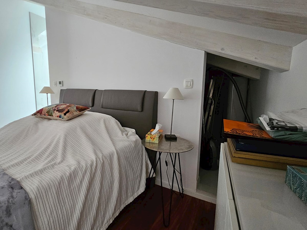 Istra, Rovinj, trije luksuzni apartmaji, prva vrsta do morja