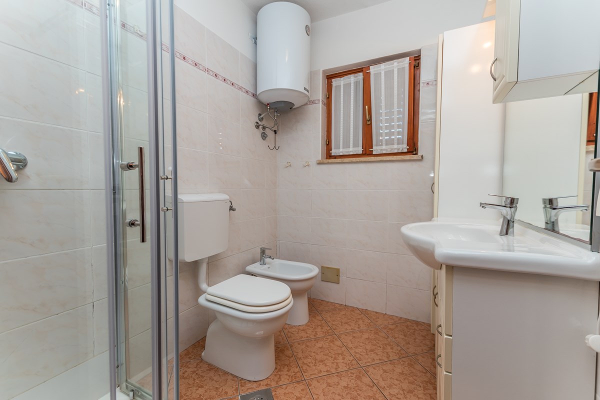 Novigrad: Stanovanje v pritličju 400 m od plaže