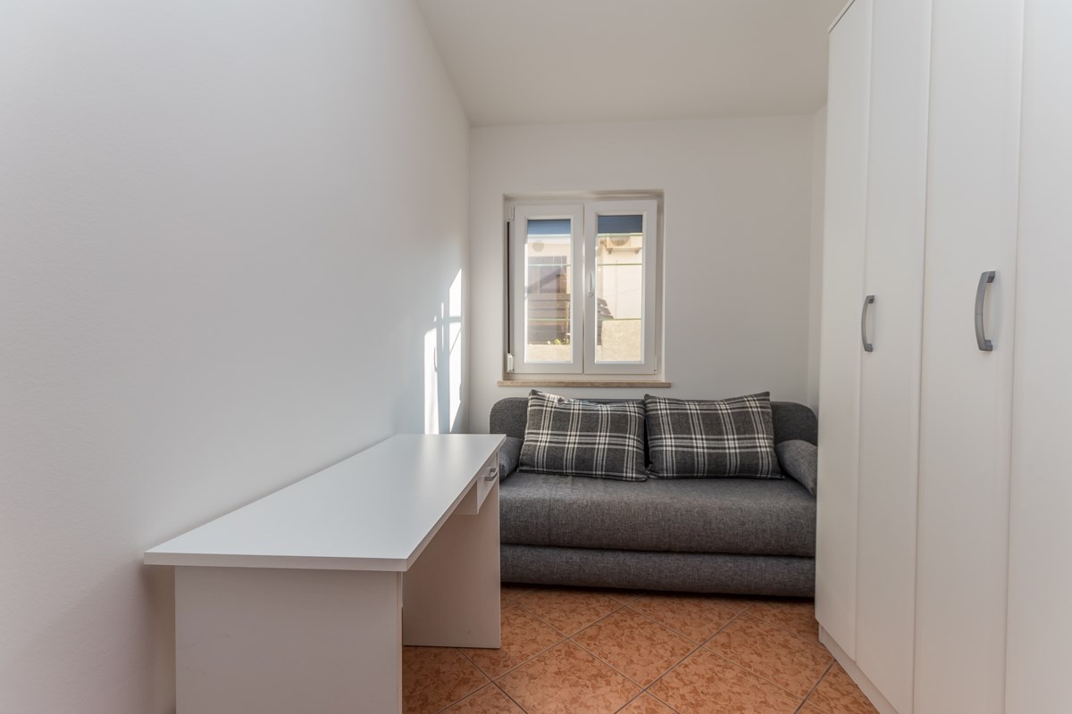 Novigrad: Stanovanje v pritličju 400 m od plaže