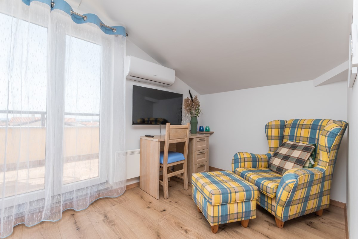 Poreč, Istra, stan s pogledom na more!