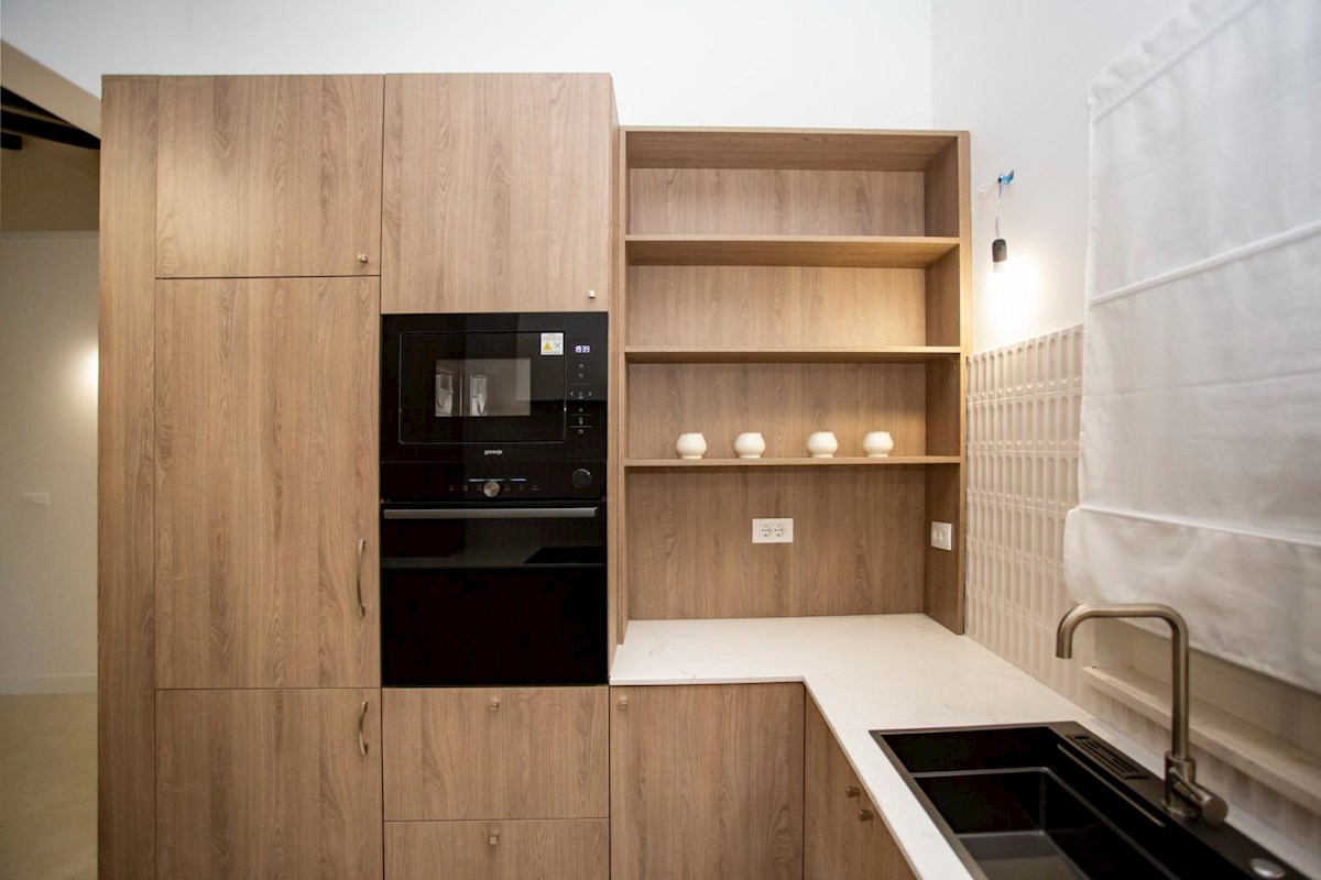 Istra, Rovinj – čudovita vila z bazenom, obdana z naravo