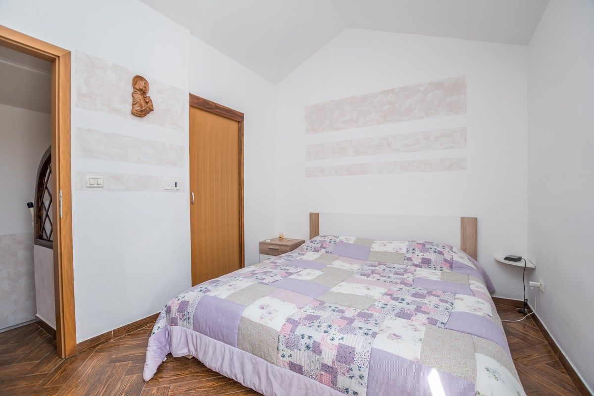 Novigrad, Istra, stanovanje s pogledom na morje!