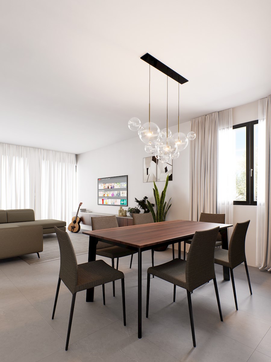 NOVIGRAD – stanovanje z vrtom