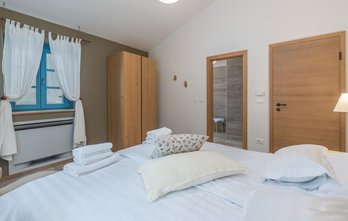 Umag, Istra – Hiša z bazenom in pogledom na morje