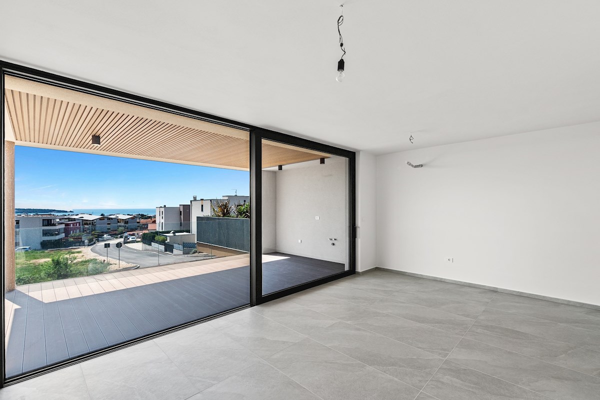 Novigrad – stanovanje s pogledom na morje