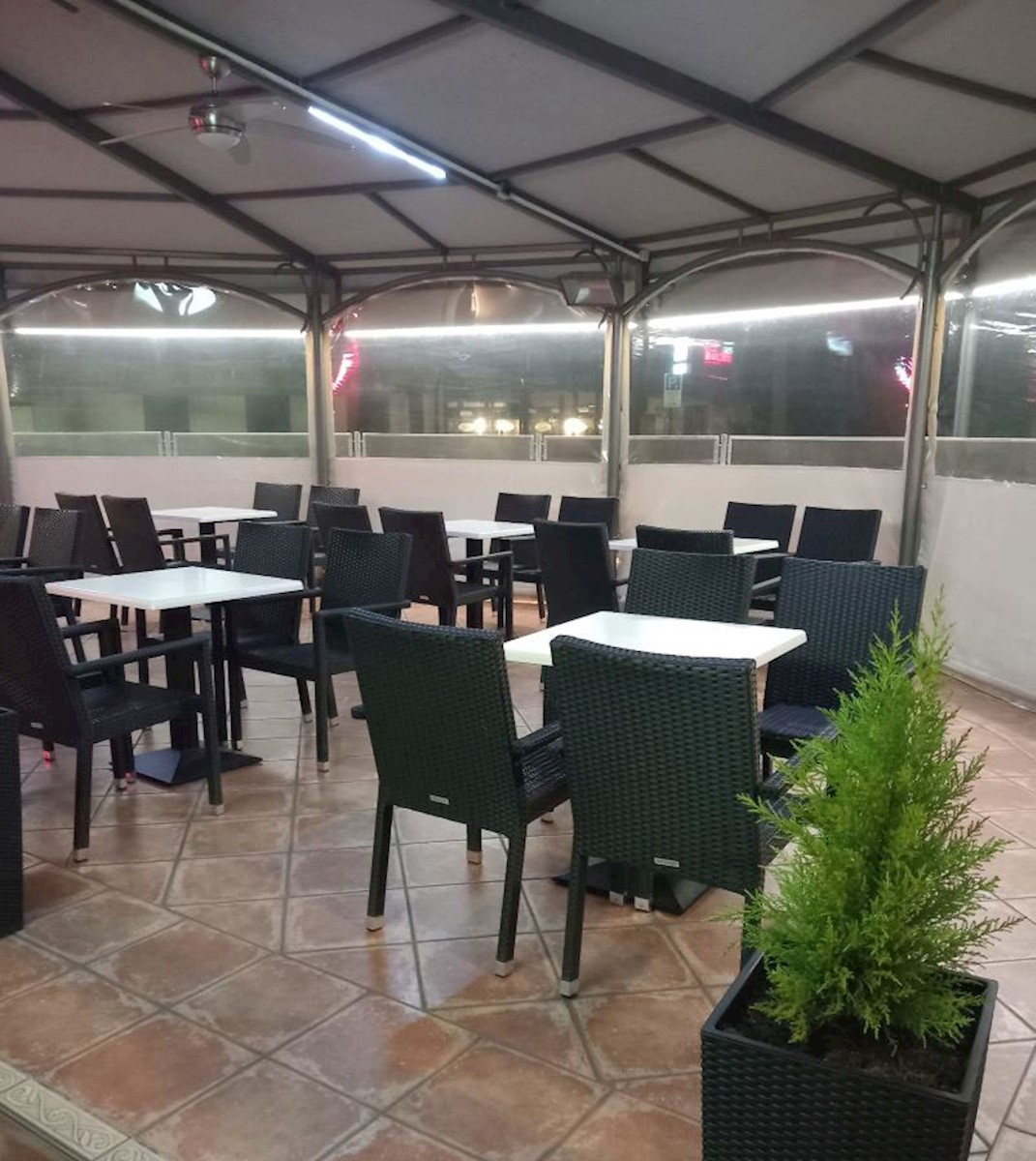 Gostinski lokal v središču Samobora