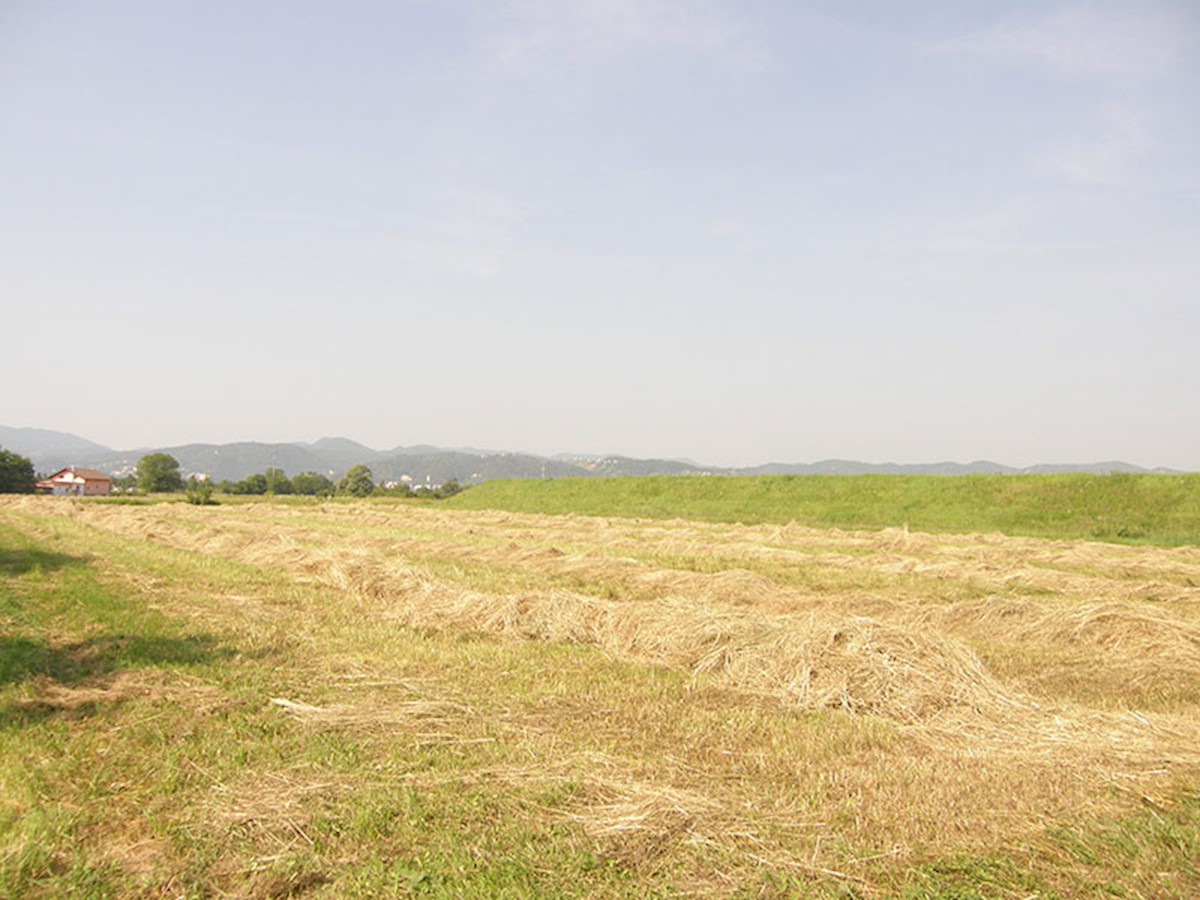 Polkmetijsko zemljišče v Celinah - Samobor