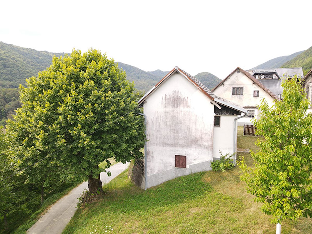 Tri objekti v Velikem Lipovcu - Samobor