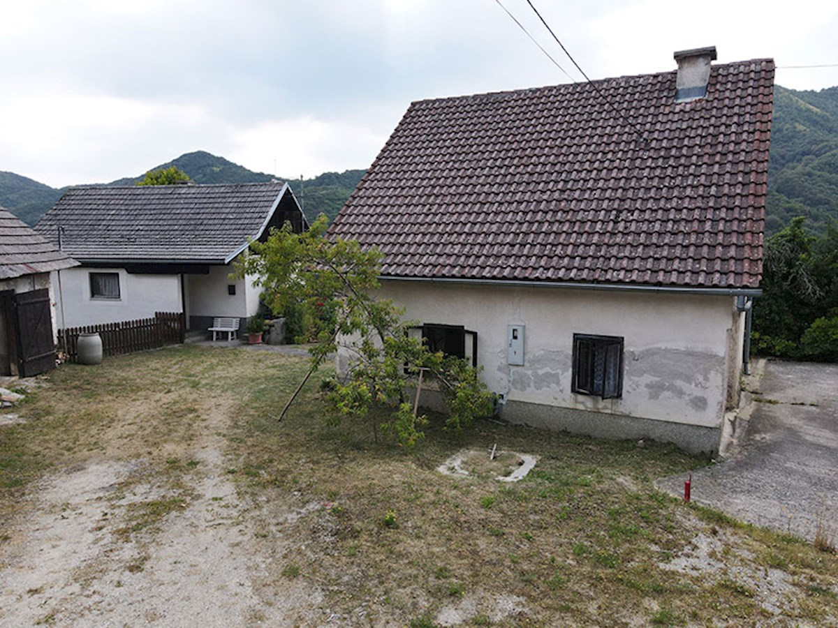 Tri objekti v Velikem Lipovcu - Samobor