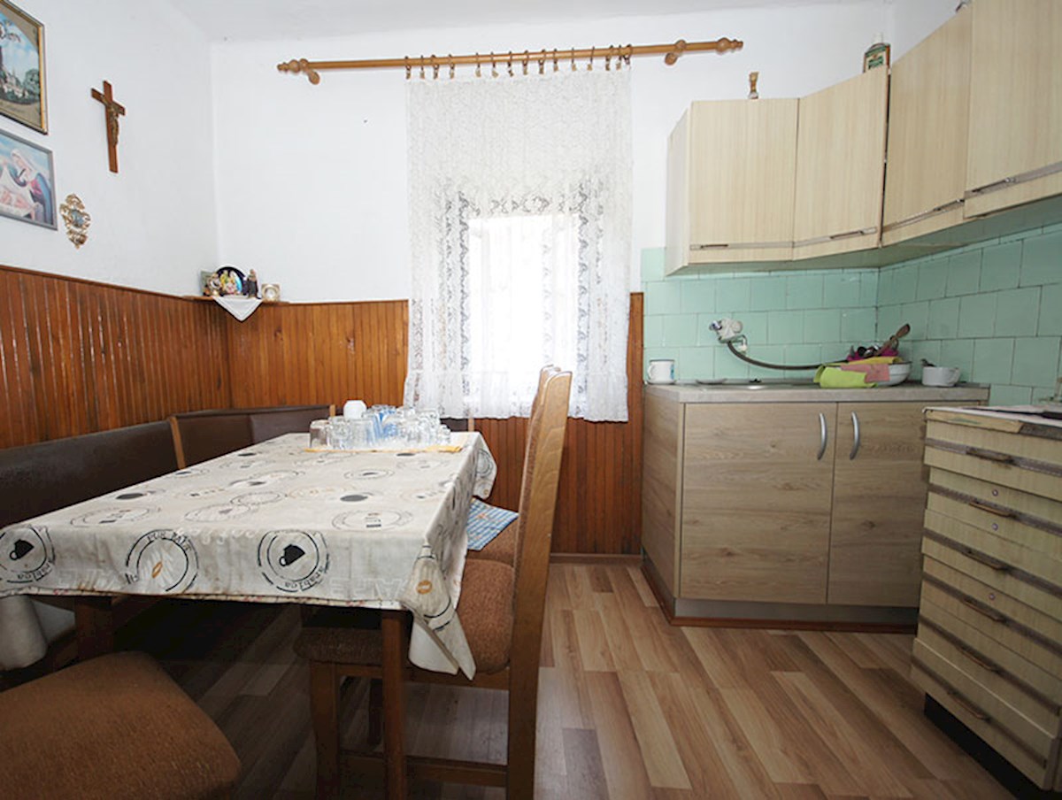 Tri objekti v Velikem Lipovcu - Samobor