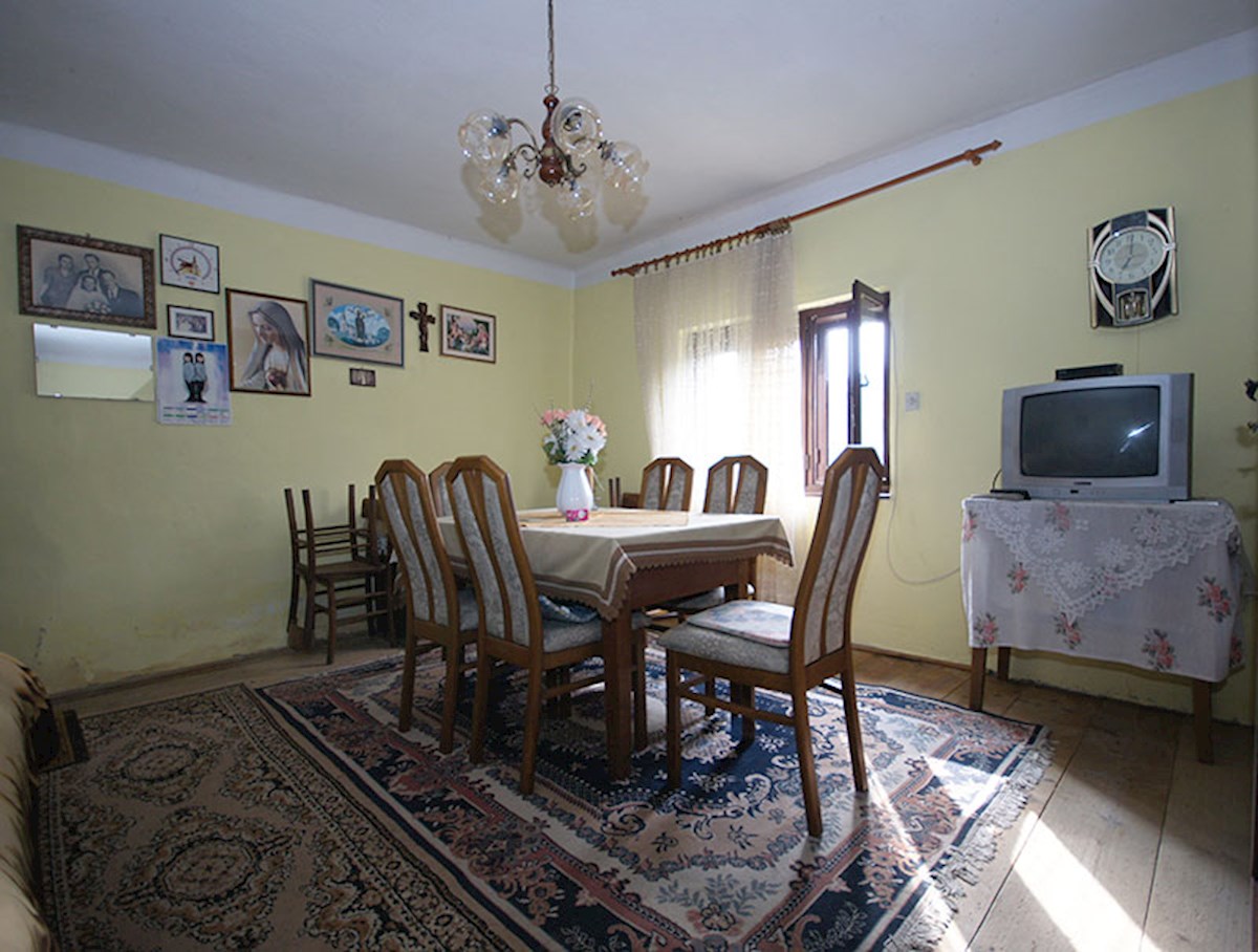 Tri objekti v Velikem Lipovcu - Samobor