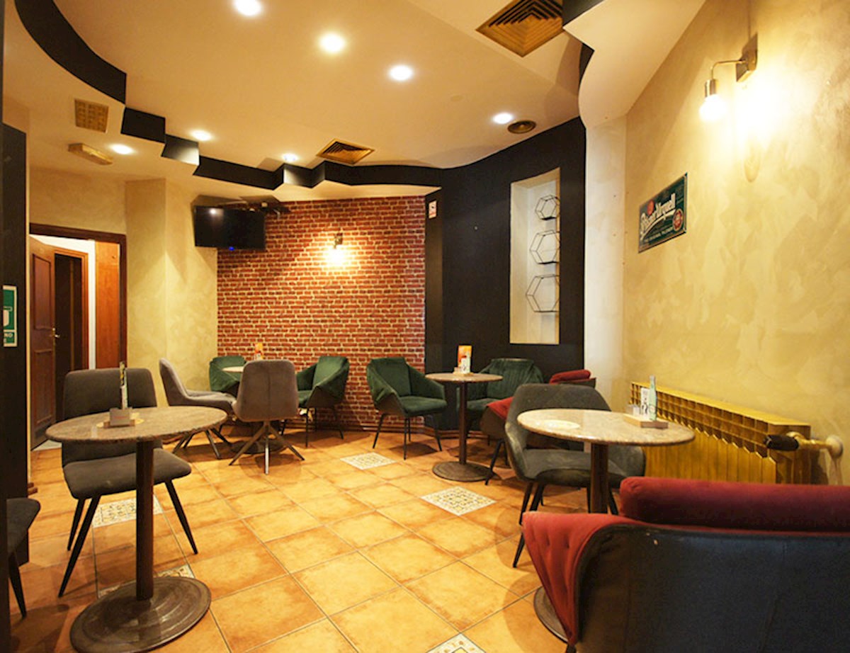 Poslovno stanovanjski objekt v središču Samobora