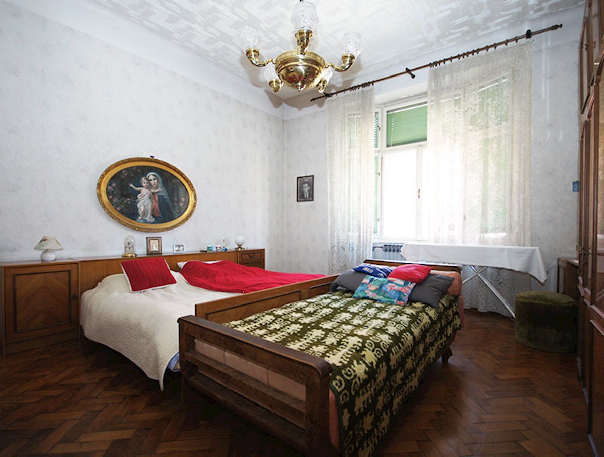 Poslovno stanovanjski objekt v središču Samobora