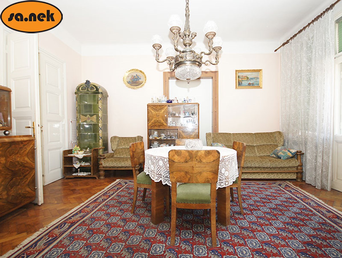 Poslovno stanovanjski objekt v središču Samobora