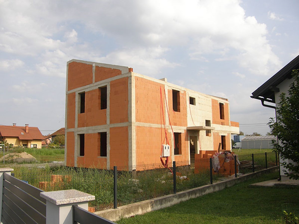 Štirisobno stanovanje - novogradnja