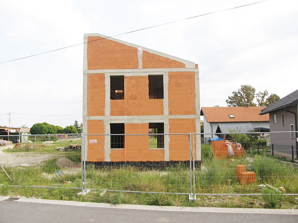 Štirisobno stanovanje - novogradnja