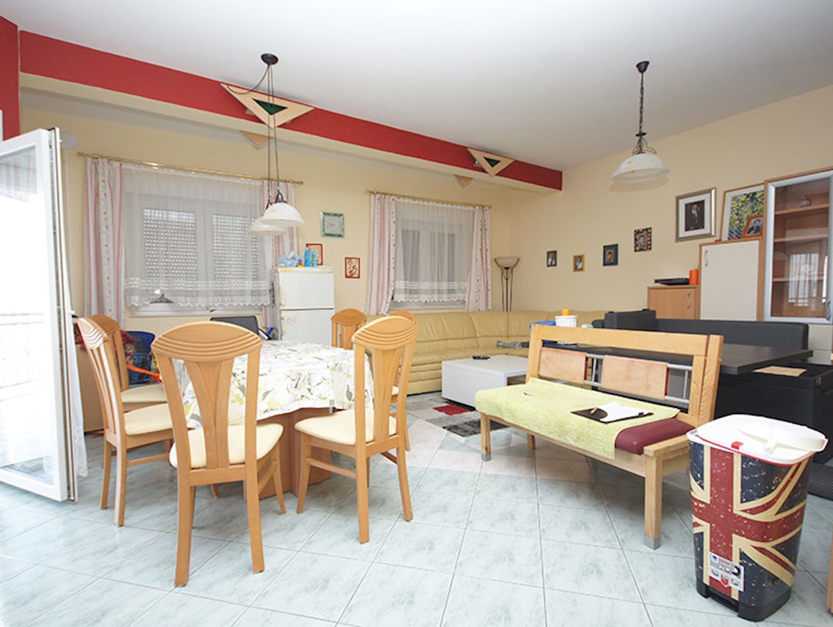 Turistični objekt s šestimi apartmaji - Komarna (Dubrovačko-neretvanska županija)