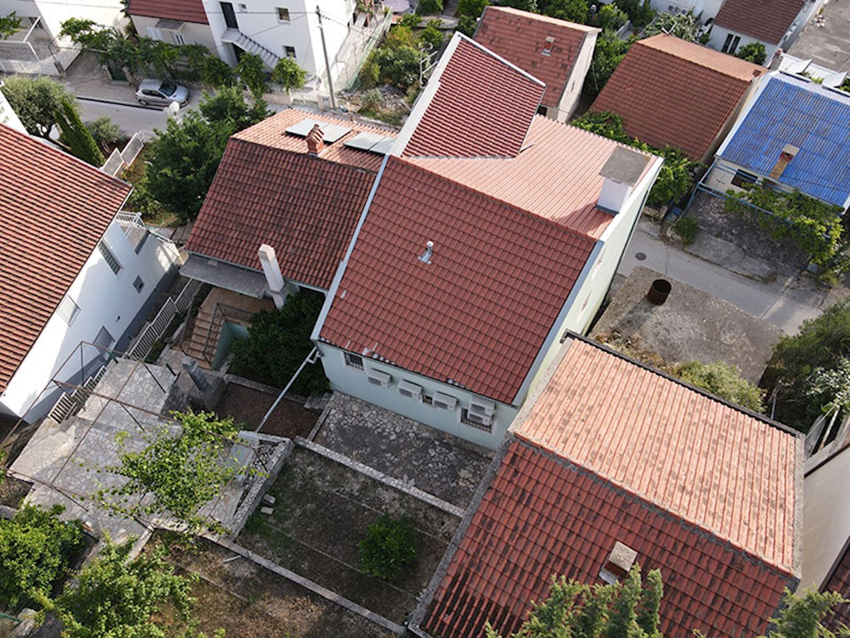 Turistični objekt s šestimi apartmaji - Komarna (Dubrovačko-neretvanska županija)