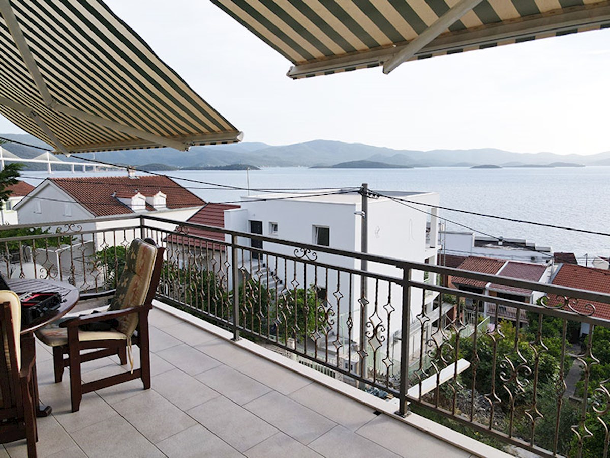 Turistični objekt s šestimi apartmaji - Komarna (Dubrovačko-neretvanska županija)