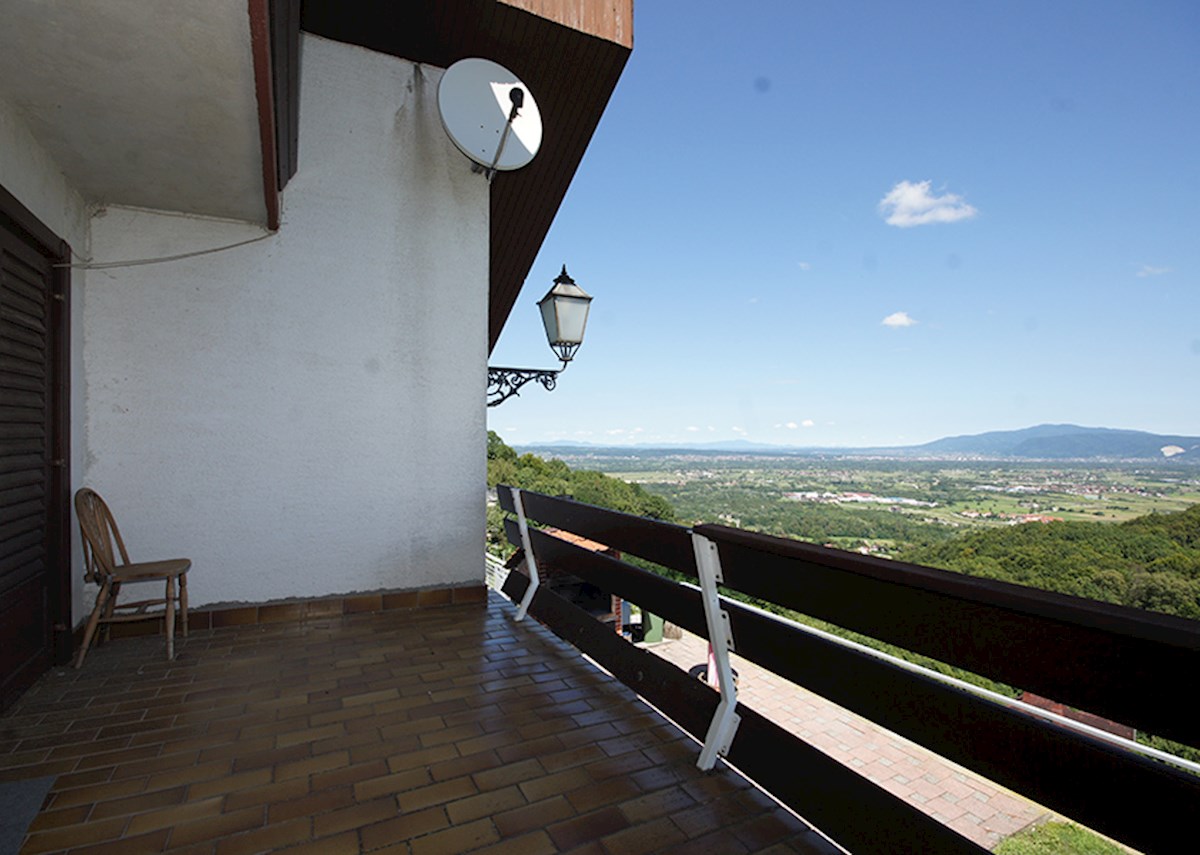 Hiša s čudovitim razgledom