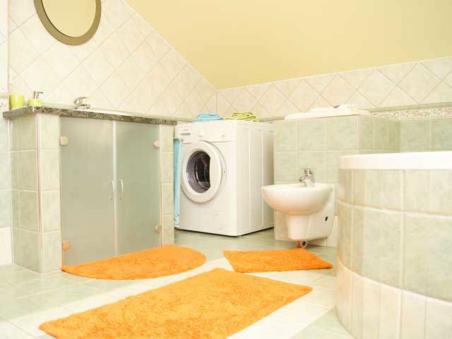 Štirisobno stanovanje - Novalja