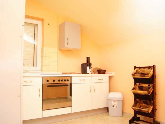 Štirisobno stanovanje - Novalja