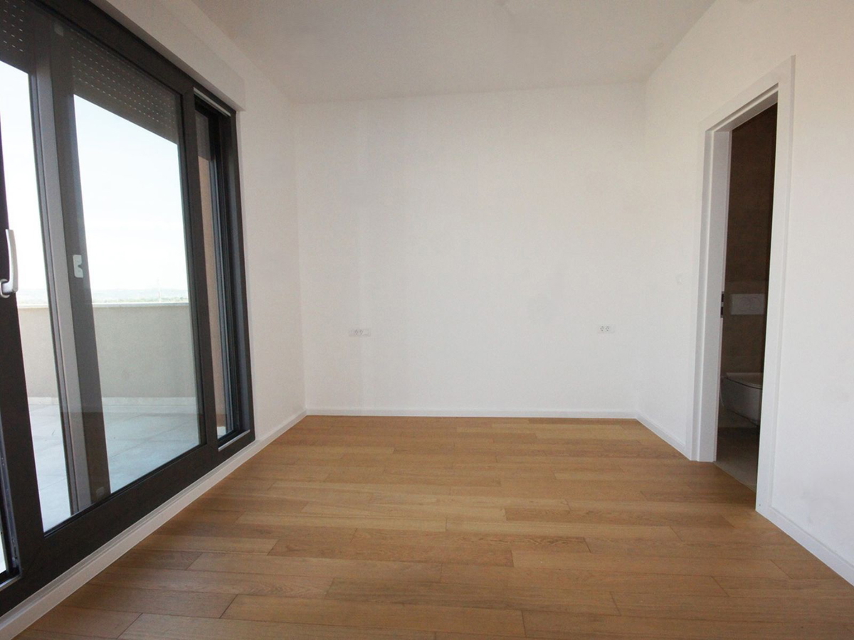 Luksuzni štirisobni penthouse - novogradnja