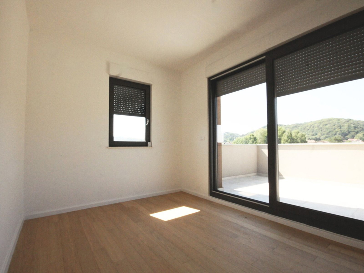 Luksuzni štirisobni penthouse - novogradnja