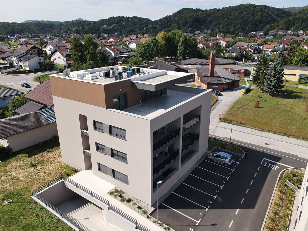 Luksuzni štirisobni penthouse - novogradnja