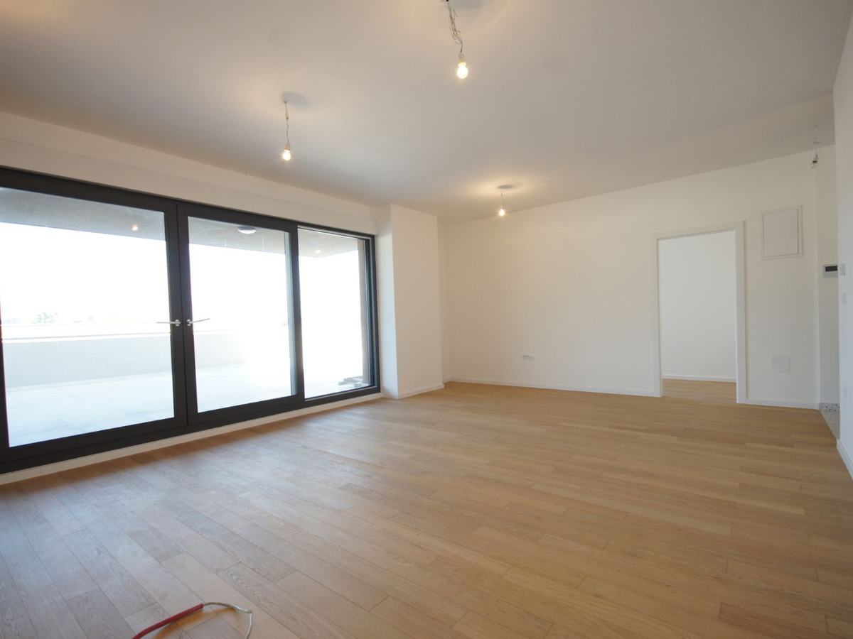 Luksuzni štirisobni penthouse - novogradnja