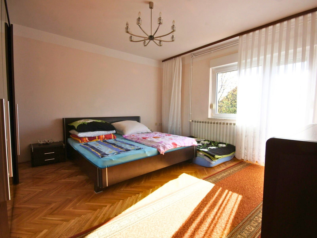 Družinska hiša na odlični lokaciji v Samoboru