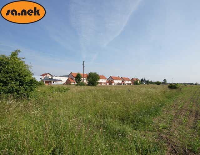 Gradbeno zemljišče na vhodu v Samobor