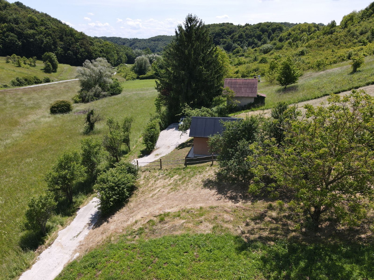 Vikend gradbišče v okolici Samobora (Molvice)