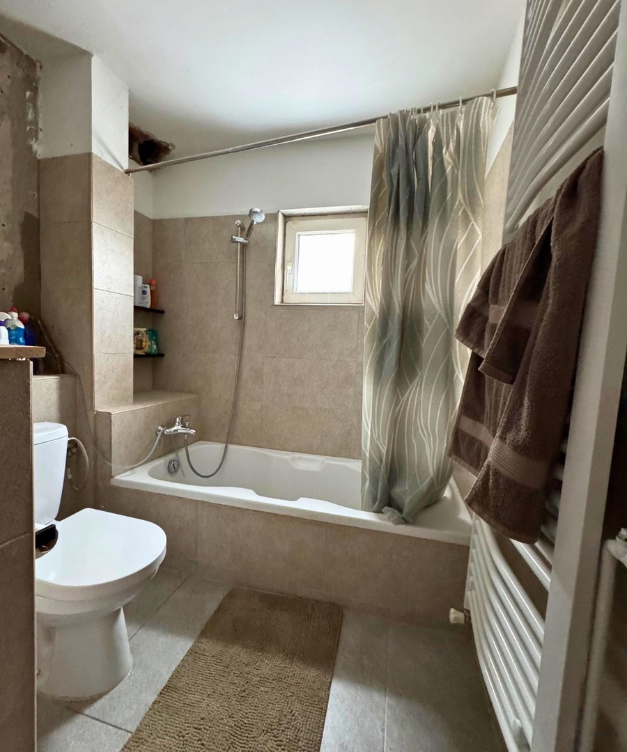 Hiša z dvema apartmajema v Sveti Nedelji