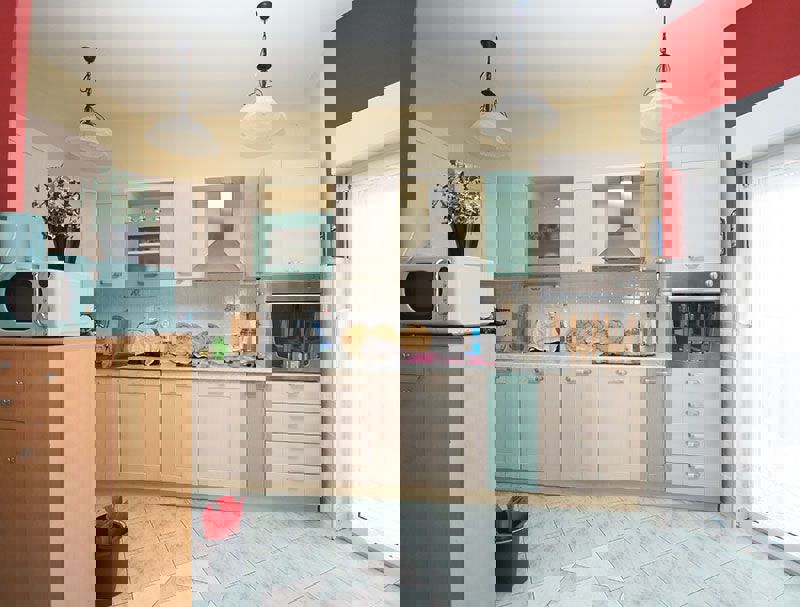 Turistični objekt s šestimi apartmaji - Komarna (Dubrovačko-neretvanska županija)