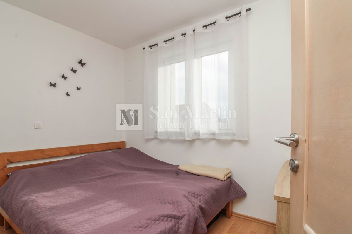 POREČ, 2 sobno stanovanje - super cena