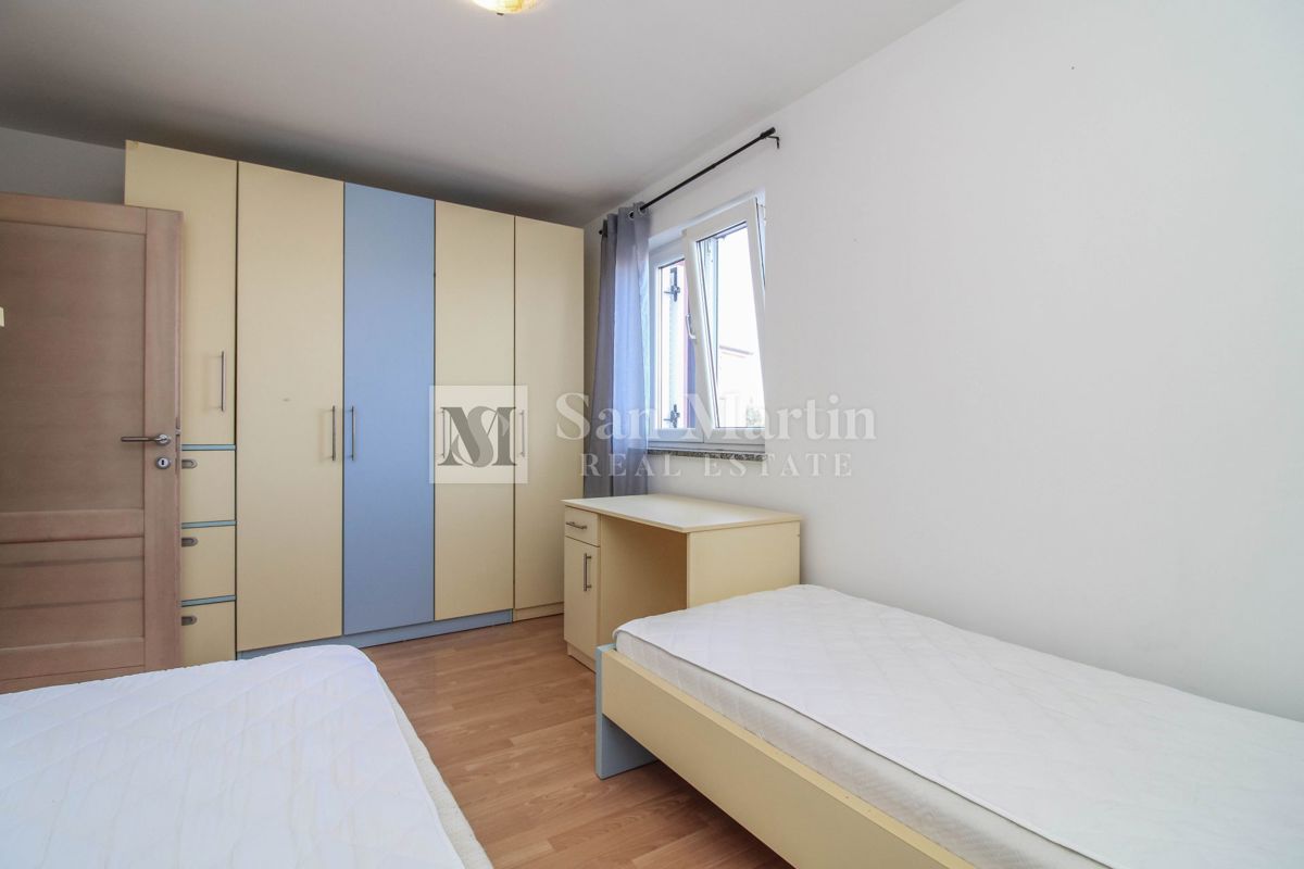 POREČ, 2 sobno stanovanje - super cena