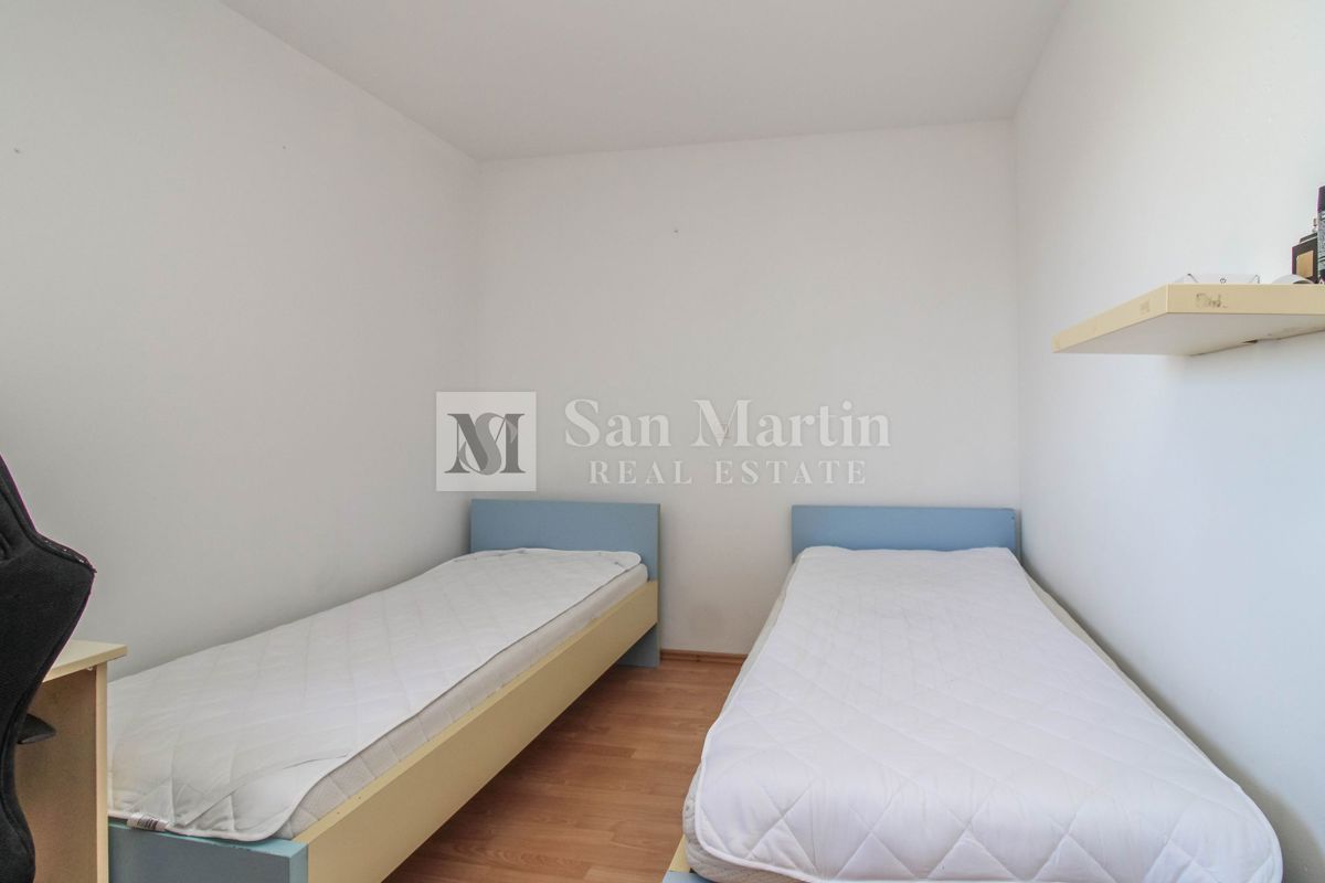 POREČ, 2 sobno stanovanje - super cena