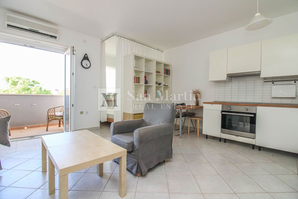 Poreč, okolica – lep apartma za 4 osebe blizu morja