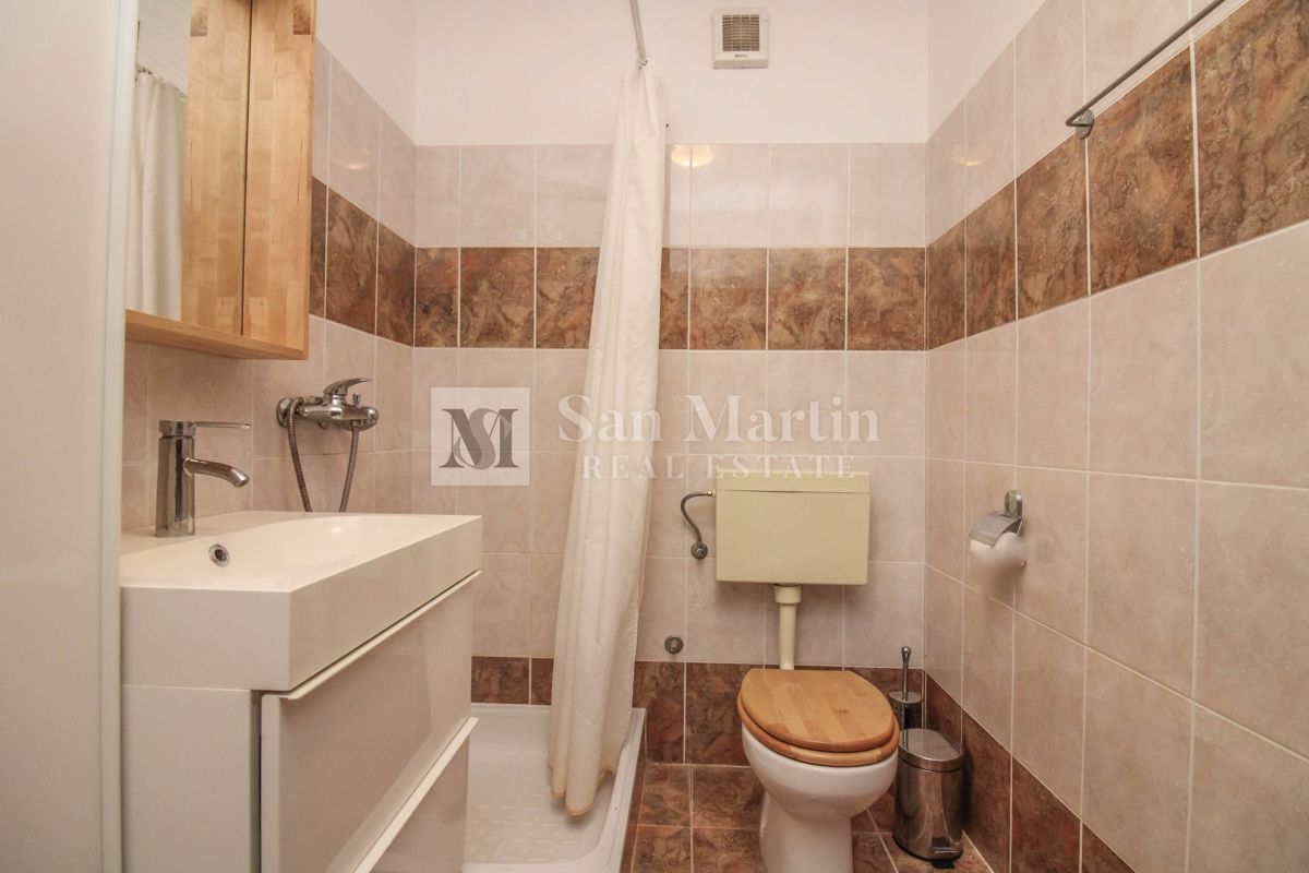 Poreč, okolica – lep apartma za 4 osebe blizu morja