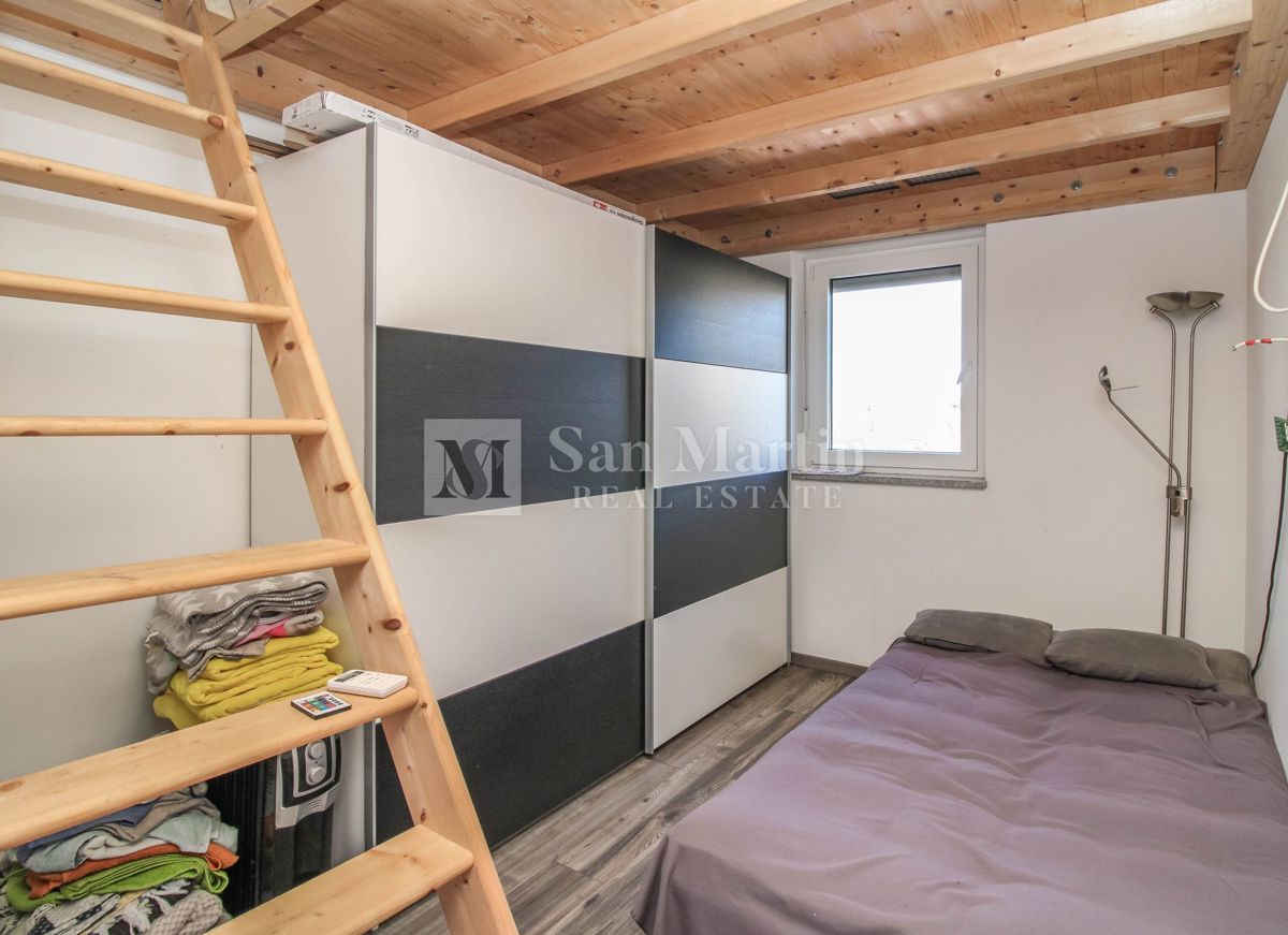 POREČ, 2-sobno stanovanje v bližini morja