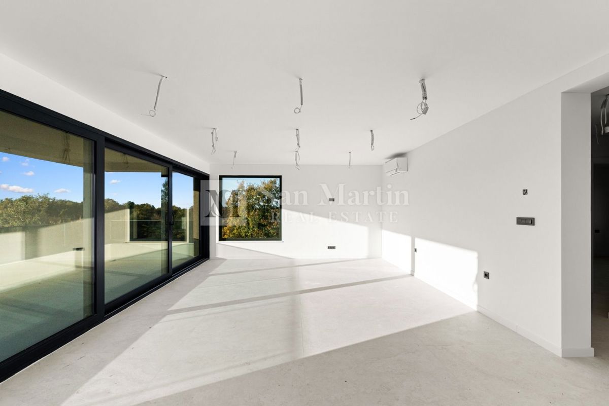 Poreč, okolica – Penthouse na mirni lokaciji s pogledom na morje